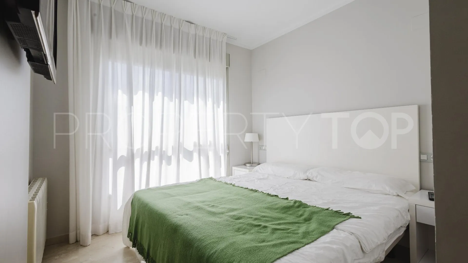 Apartamento en venta con 2 dormitorios en Las Colinas Golf