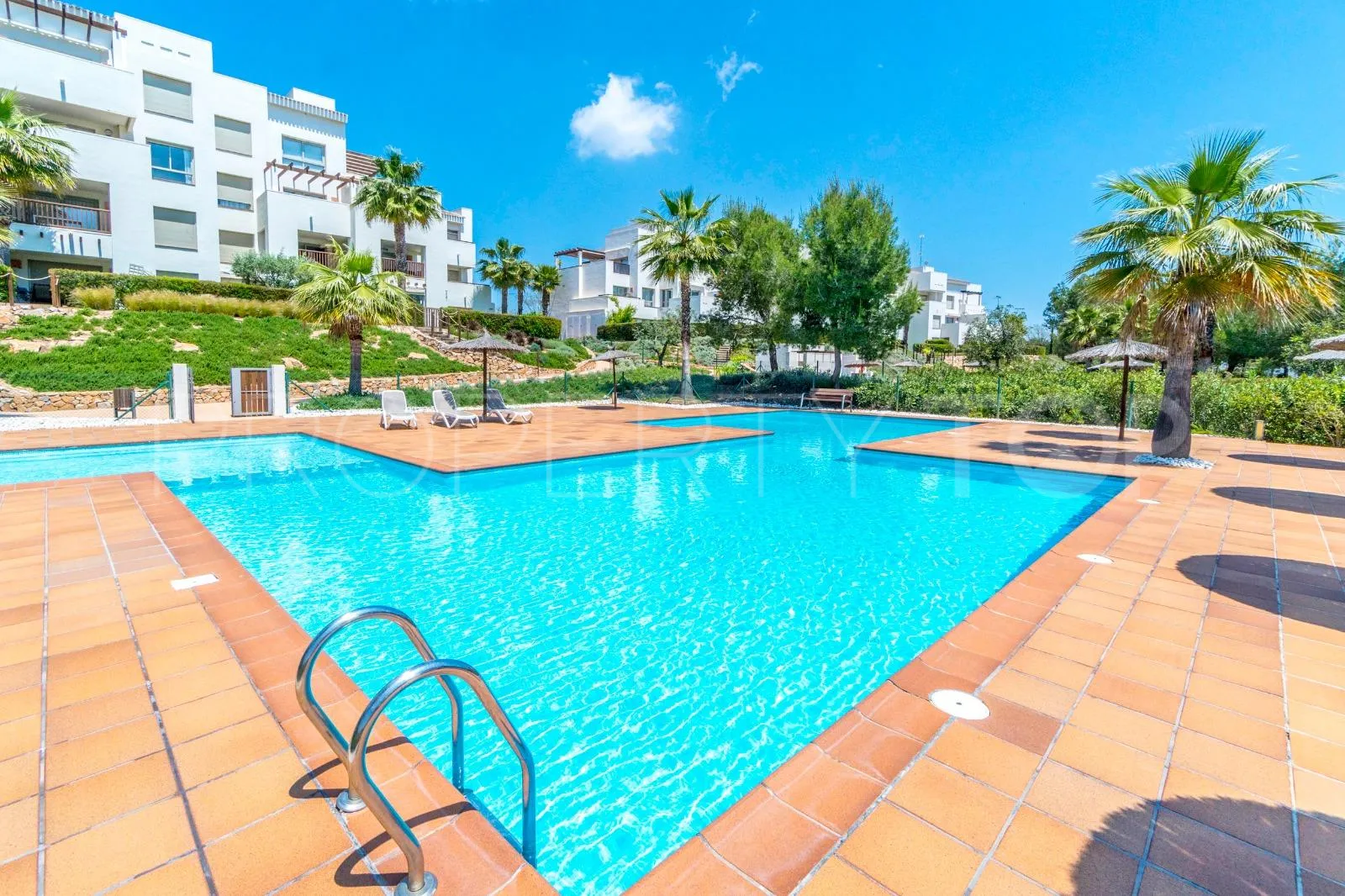 Apartamento en venta con 2 dormitorios en Las Colinas Golf