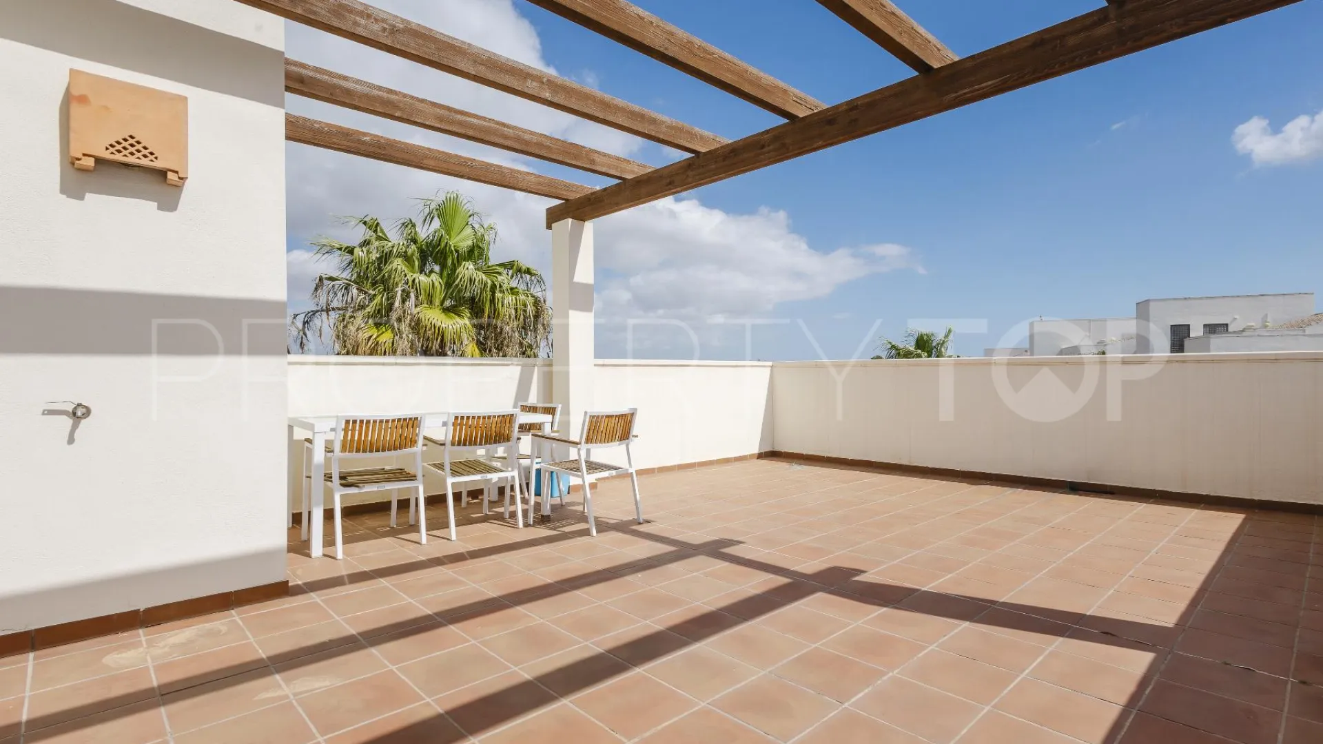 Apartamento en venta con 2 dormitorios en Las Colinas Golf