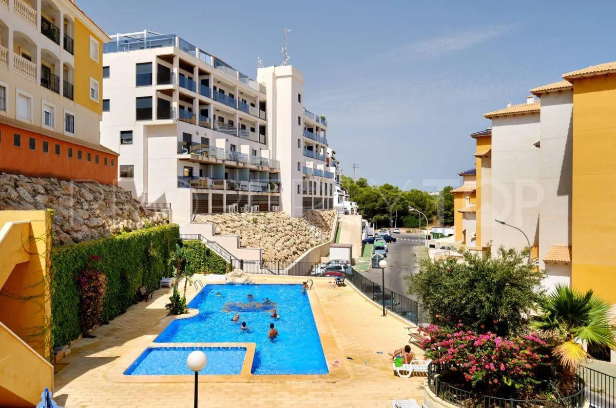 Apartamento a la venta en Villamartin con 3 dormitorios
