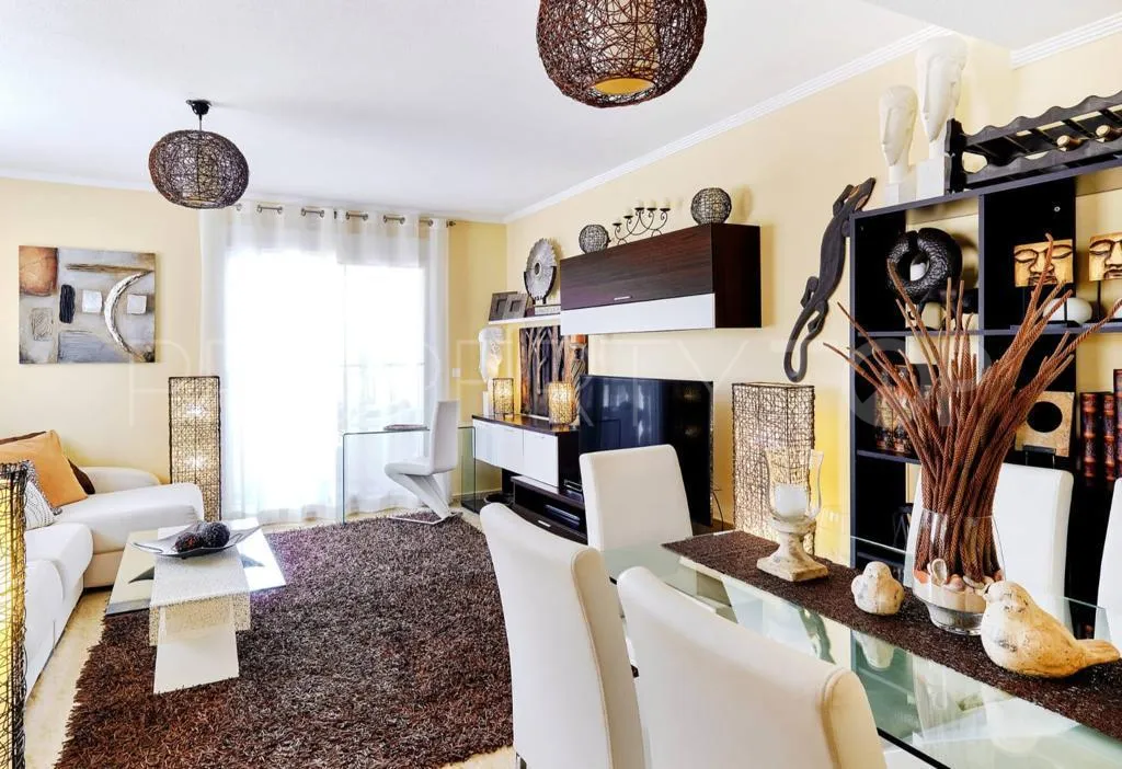 Apartamento a la venta en Villamartin con 3 dormitorios