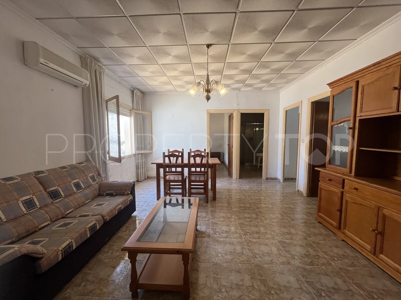 For sale town house with 3 bedrooms in Algorfa