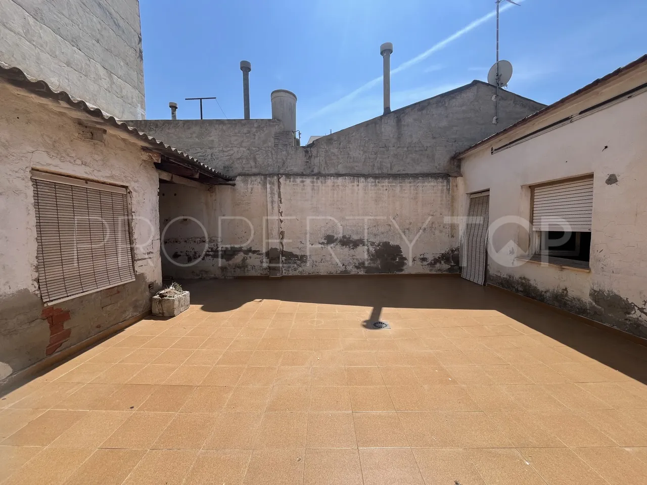 For sale town house with 3 bedrooms in Algorfa