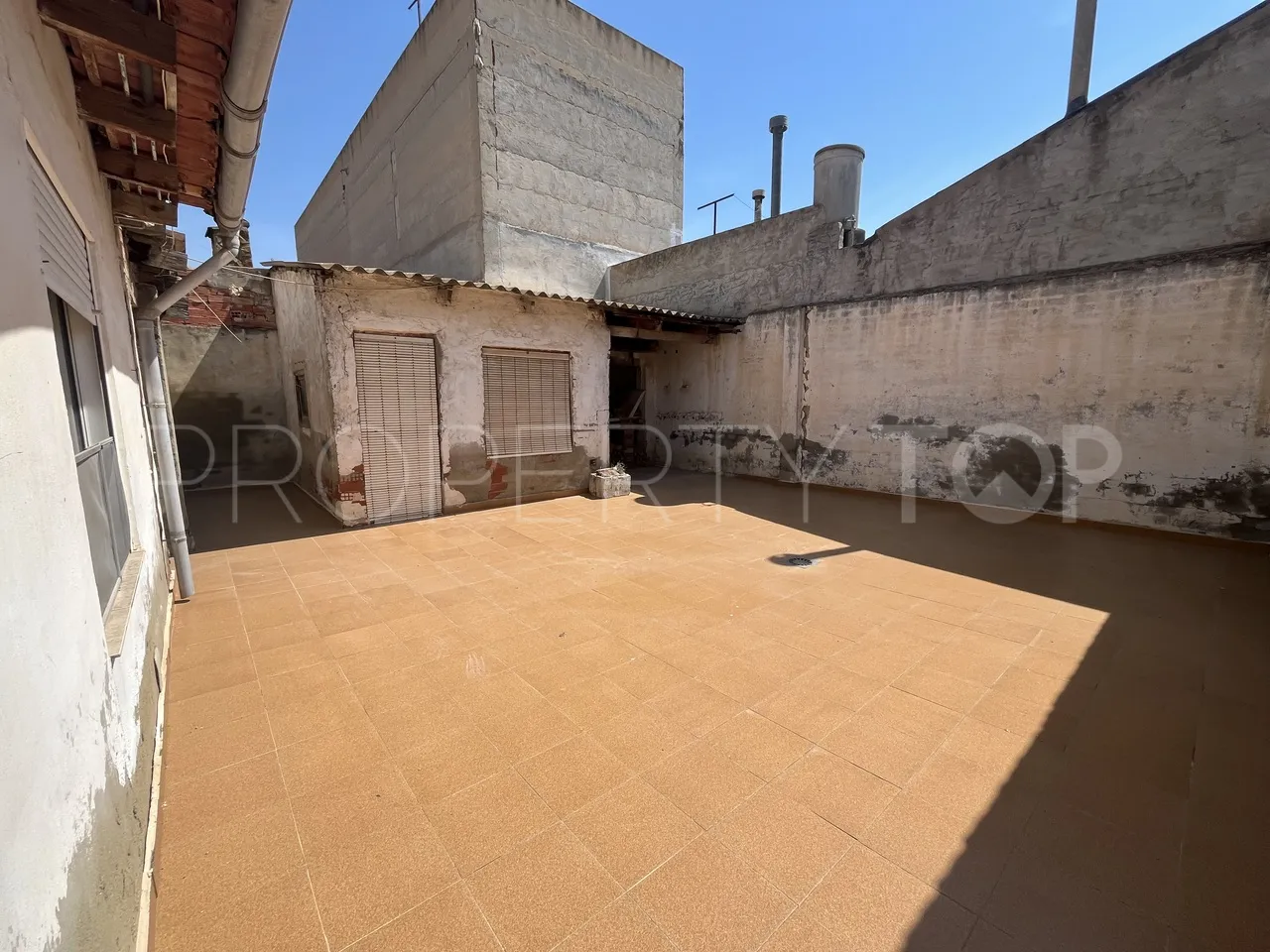 For sale town house with 3 bedrooms in Algorfa