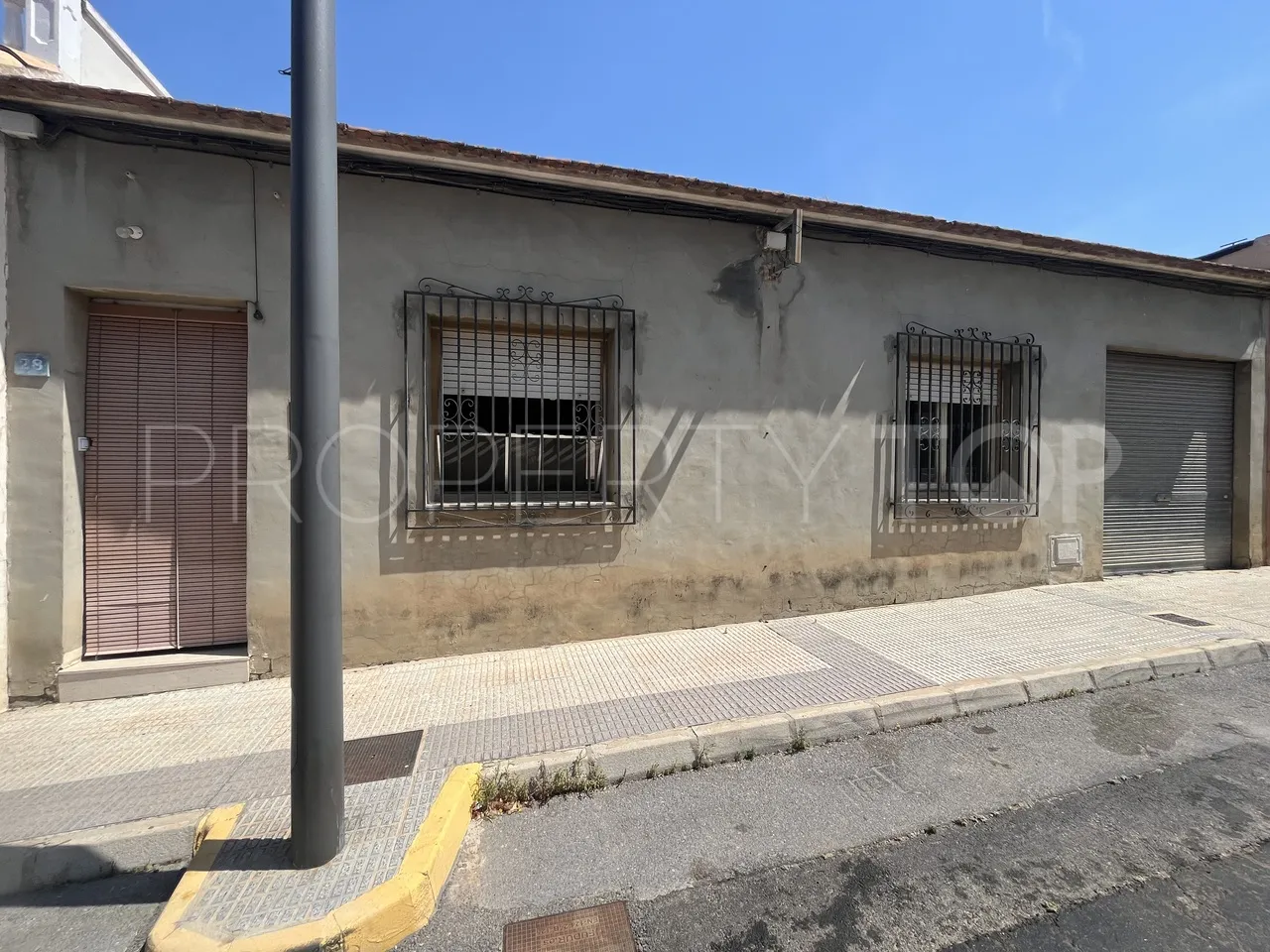 For sale town house with 3 bedrooms in Algorfa