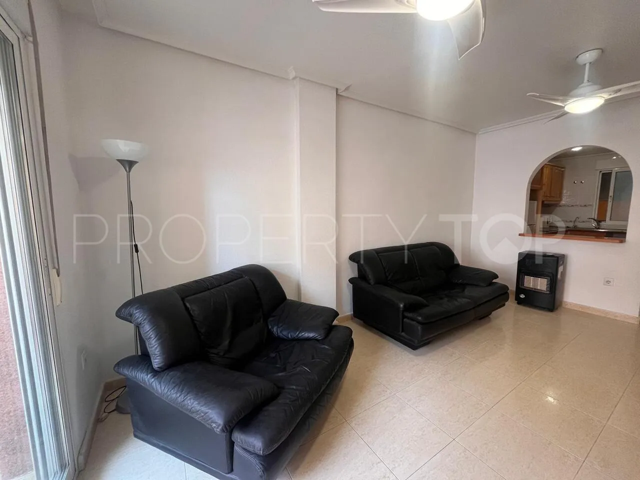 Buy apartment with 2 bedrooms in Algorfa