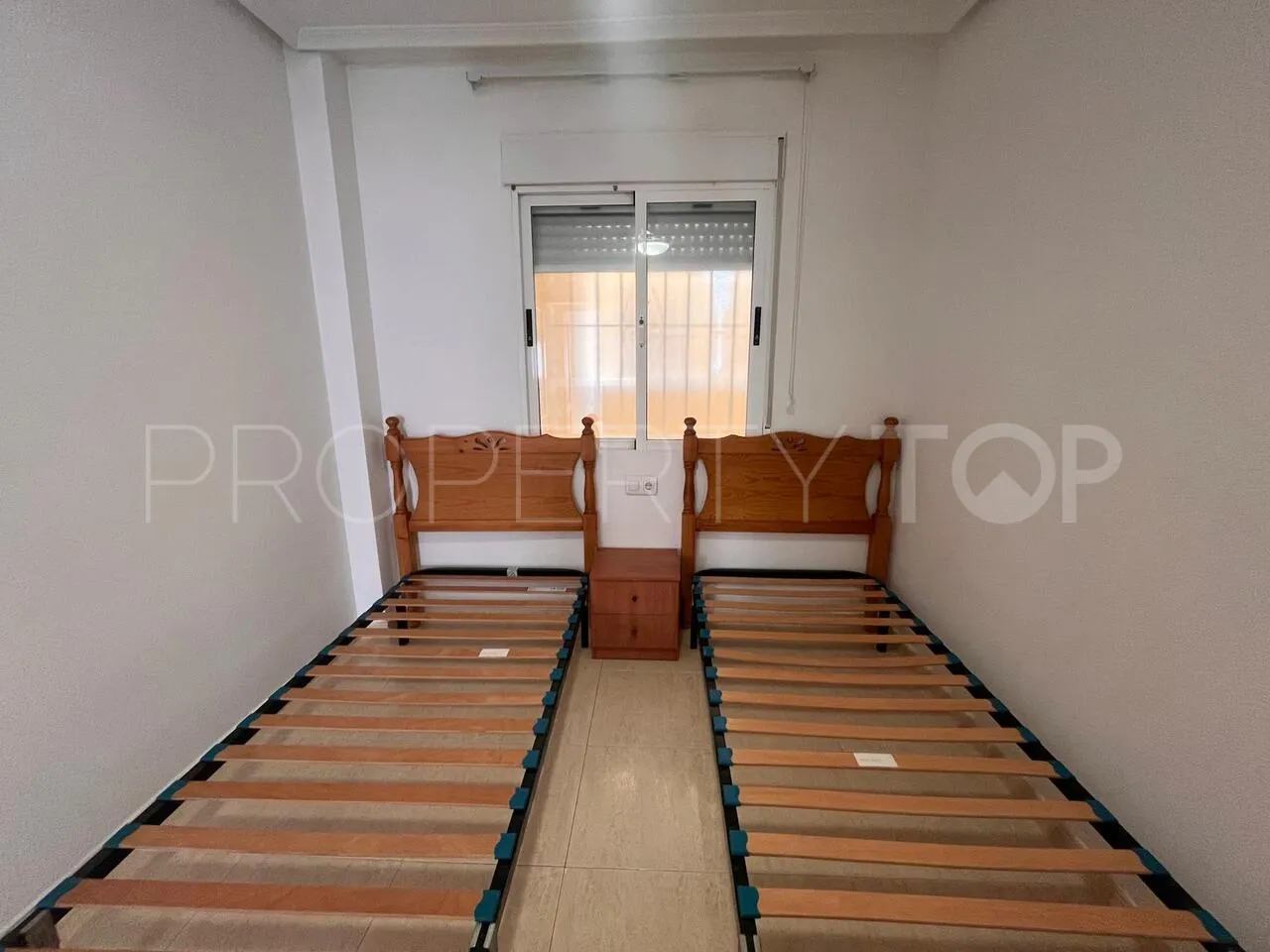 Buy apartment with 2 bedrooms in Algorfa