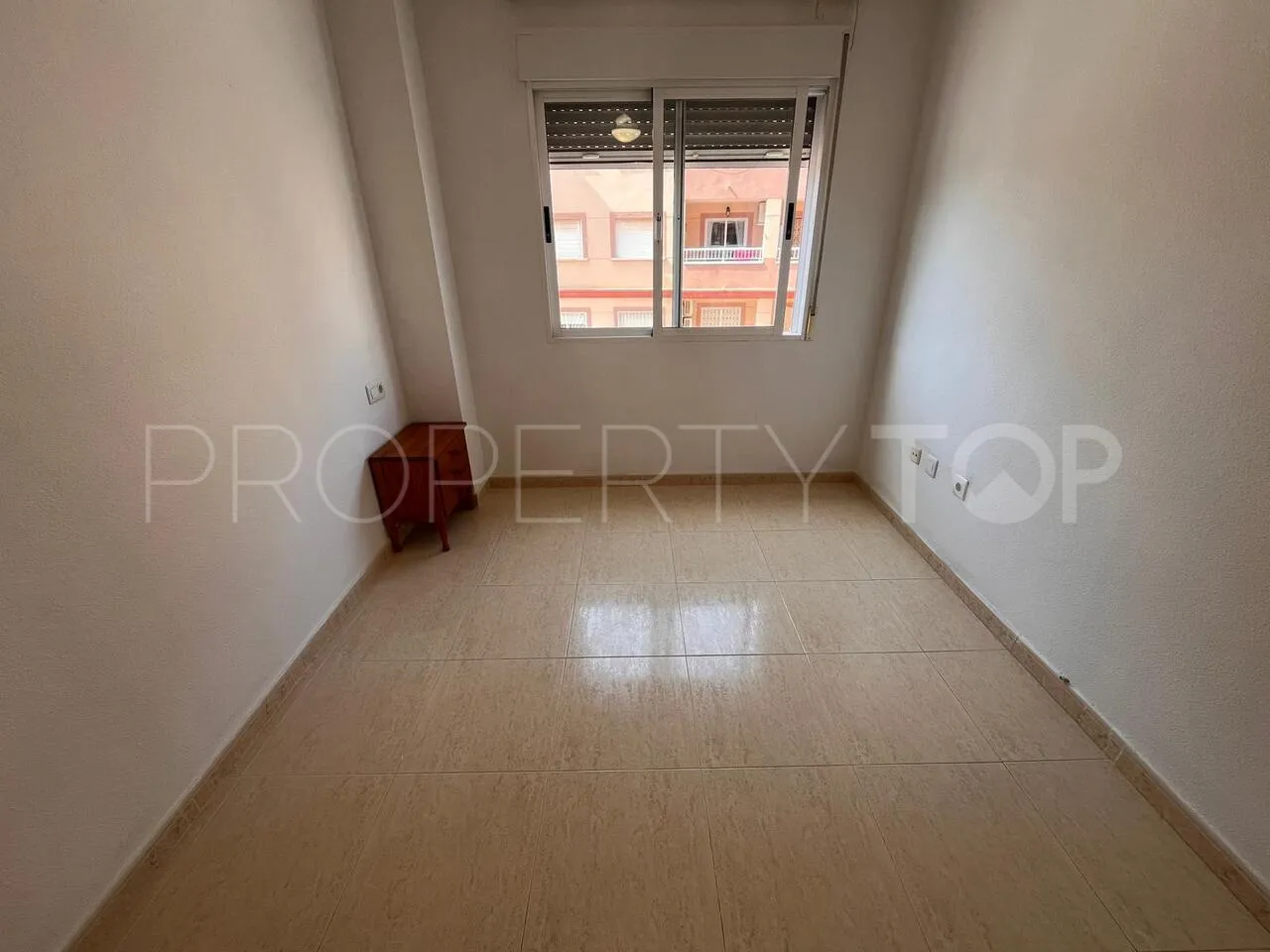 Buy apartment with 2 bedrooms in Algorfa