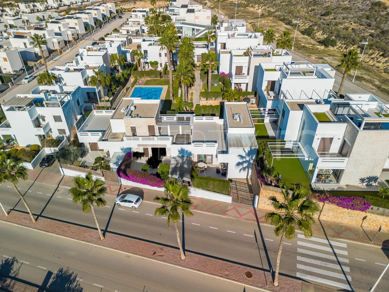 For sale villa with 3 bedrooms in La Finca Golf