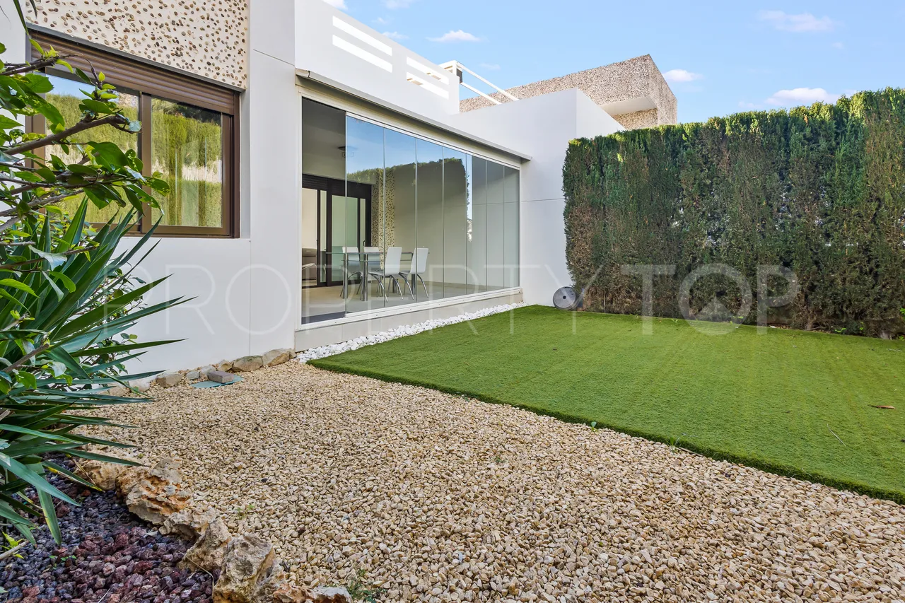 For sale villa with 3 bedrooms in La Finca Golf