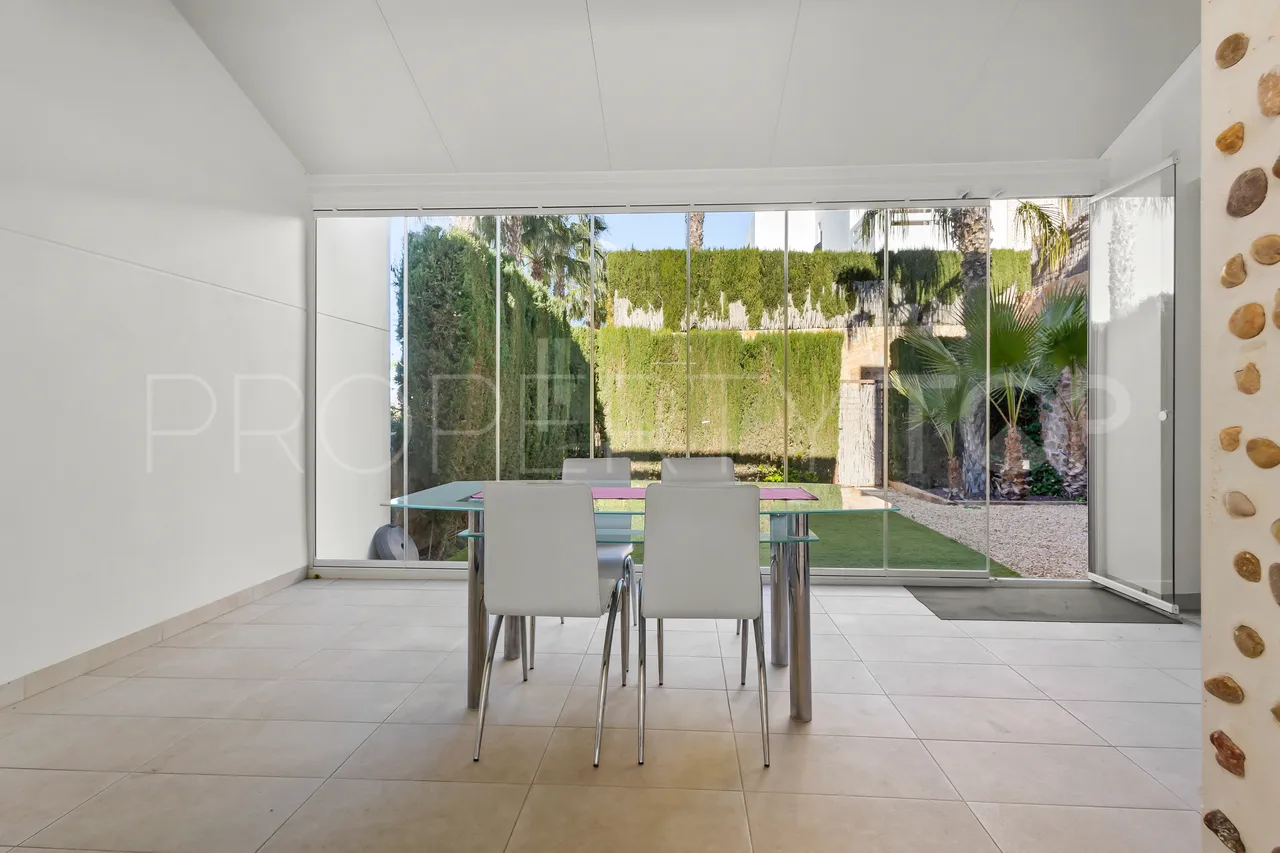 For sale villa with 3 bedrooms in La Finca Golf