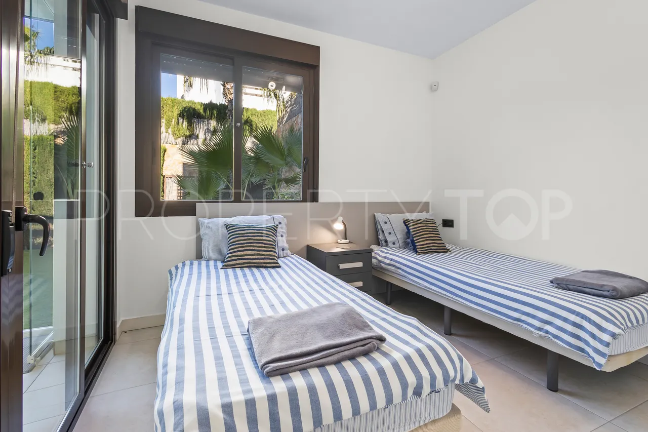 For sale villa with 3 bedrooms in La Finca Golf