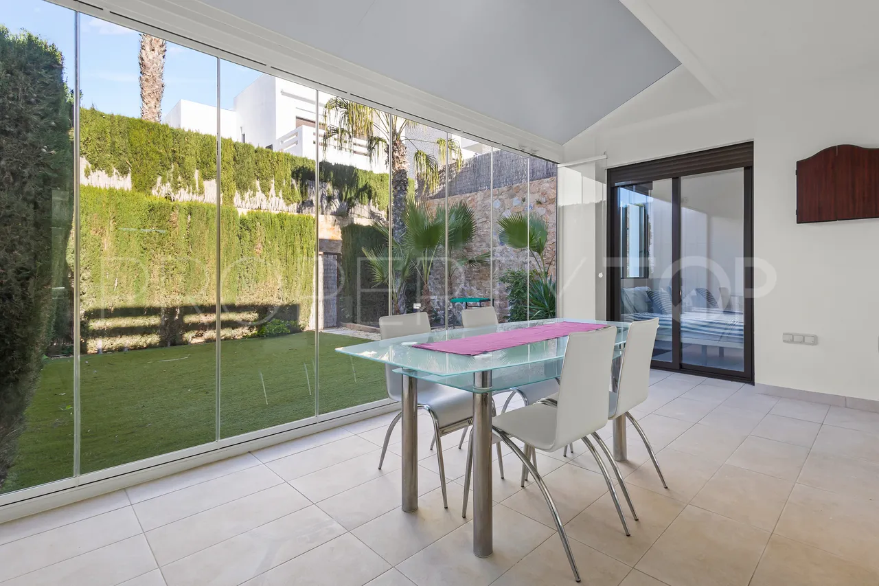 For sale villa with 3 bedrooms in La Finca Golf