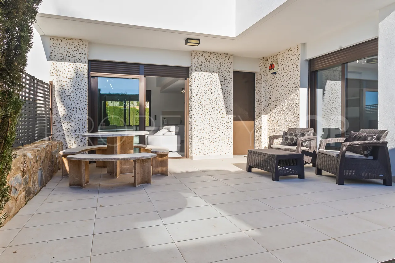 For sale villa with 3 bedrooms in La Finca Golf