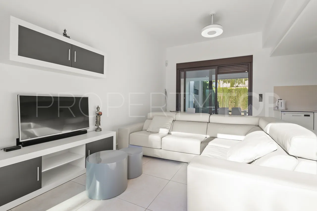 For sale villa with 3 bedrooms in La Finca Golf