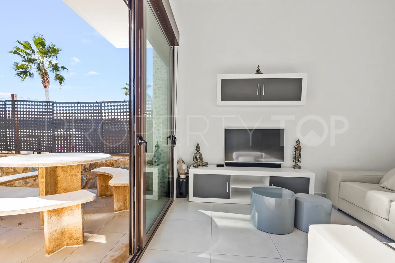 For sale villa with 3 bedrooms in La Finca Golf