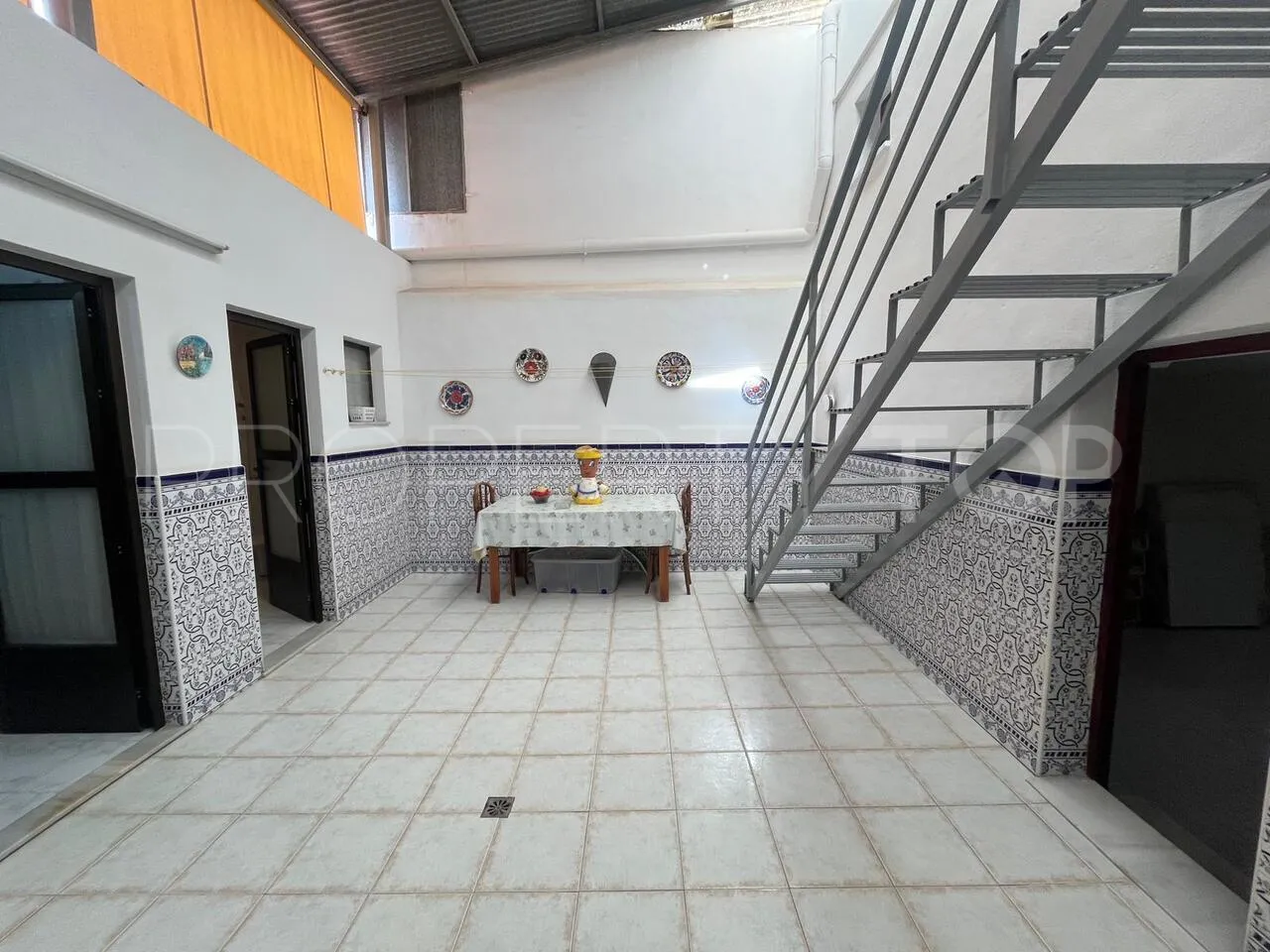 For sale 4 bedrooms town house in Algorfa