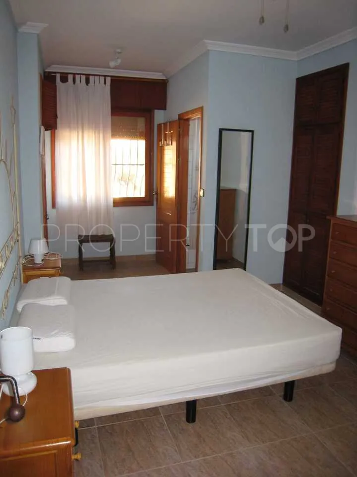 Villa a la venta en Villamartin
