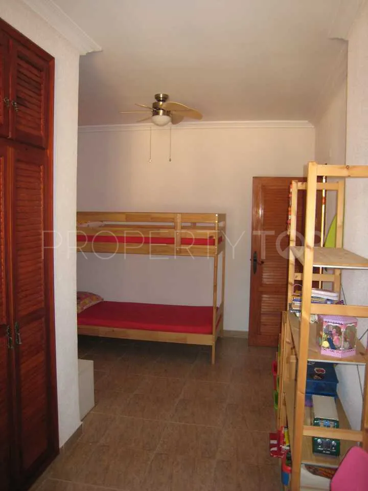 Villa a la venta en Villamartin