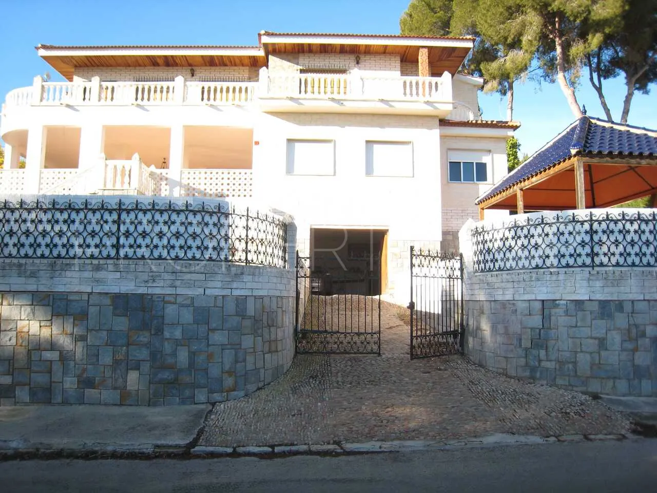 Villa a la venta en Villamartin
