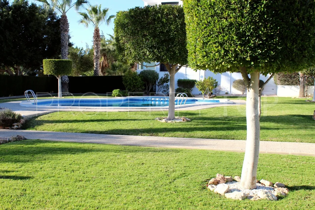 Buy apartment in Villamartin with 3 bedrooms