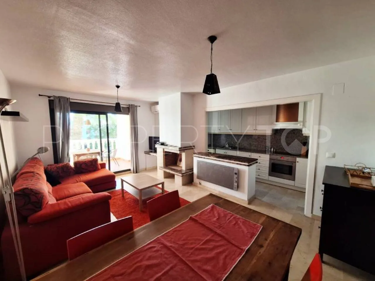 Buy apartment in Villamartin with 3 bedrooms