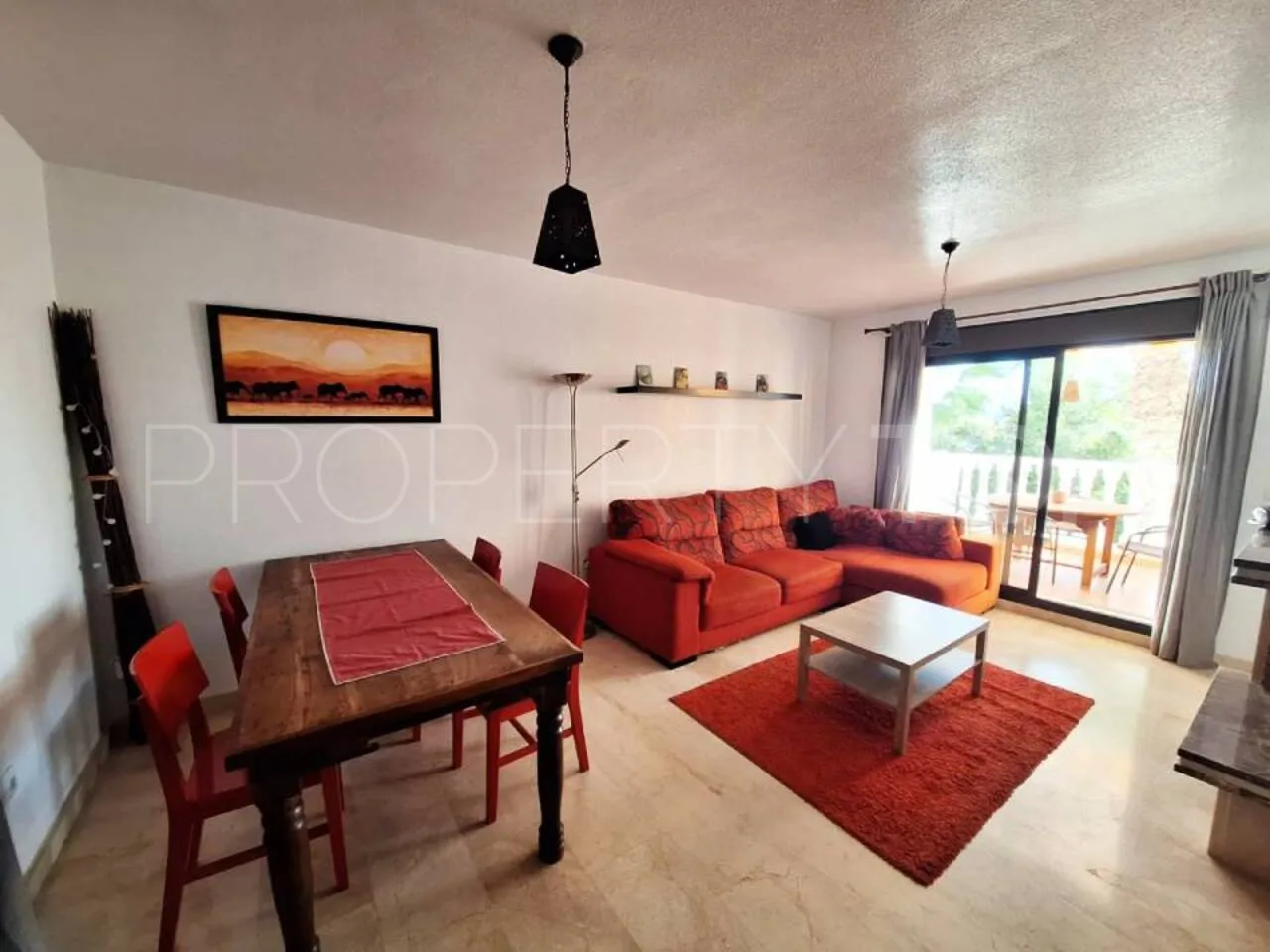 Buy apartment in Villamartin with 3 bedrooms