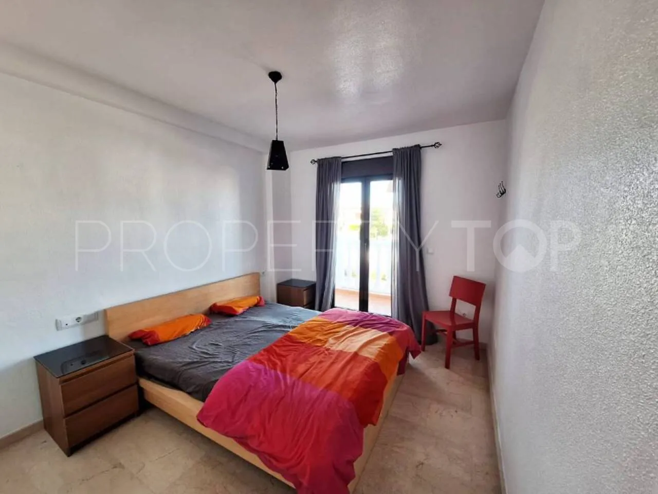Buy apartment in Villamartin with 3 bedrooms