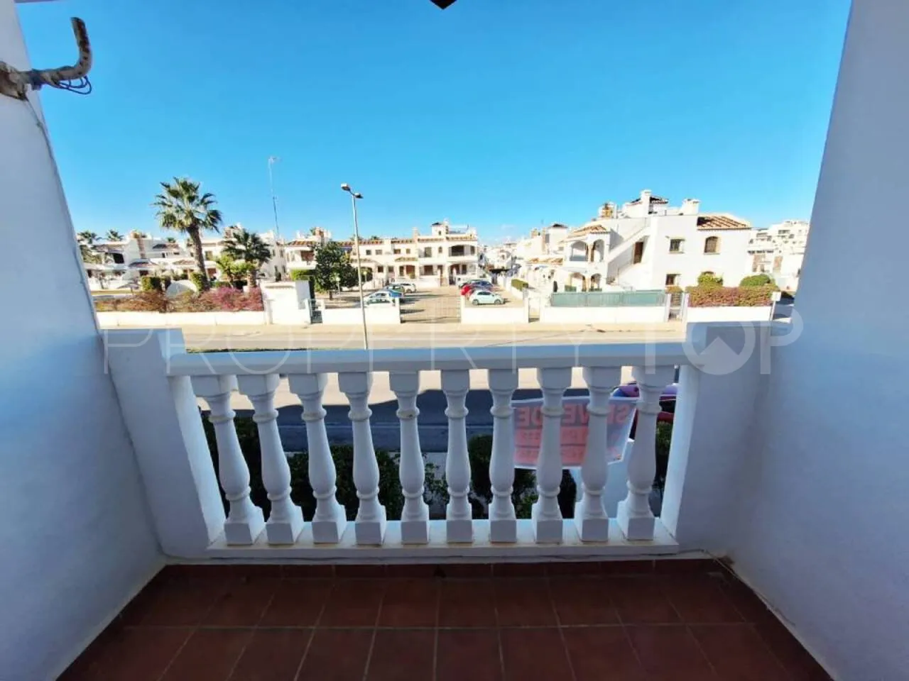 Buy apartment in Villamartin with 3 bedrooms