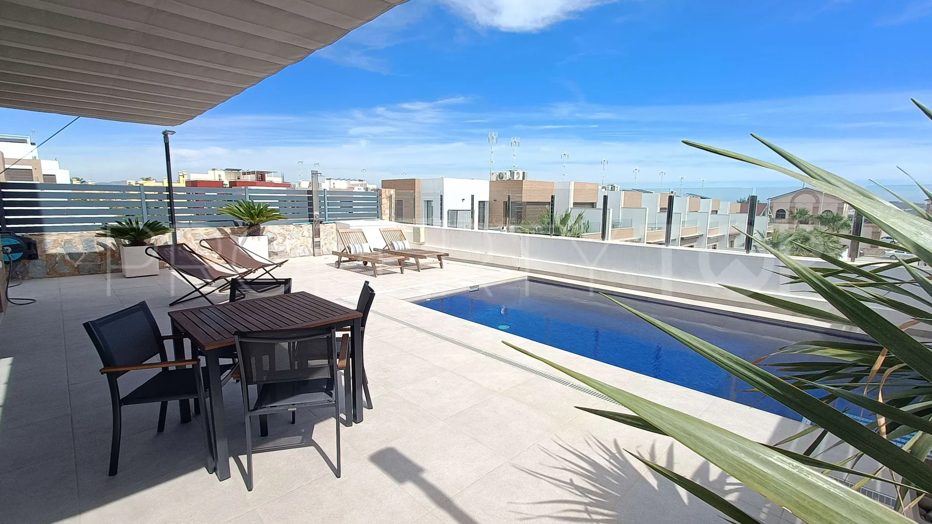 For sale La Finca Golf villa with 3 bedrooms