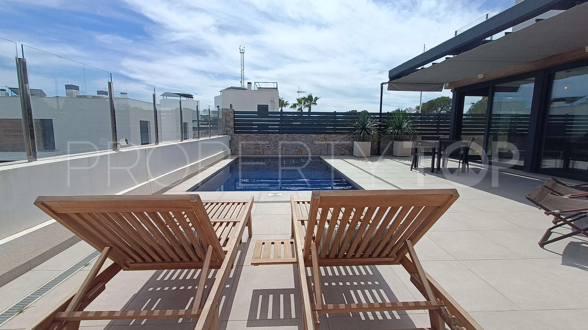 For sale La Finca Golf villa with 3 bedrooms