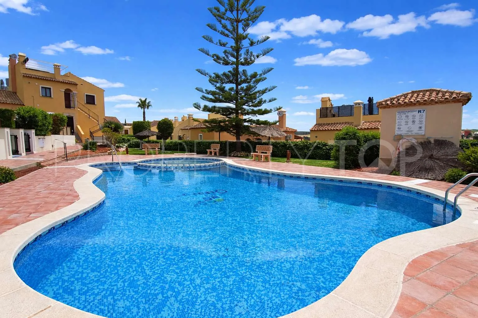 La Finca Golf apartment for sale