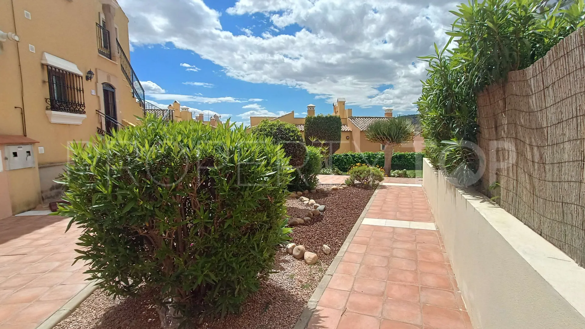 La Finca Golf apartment for sale