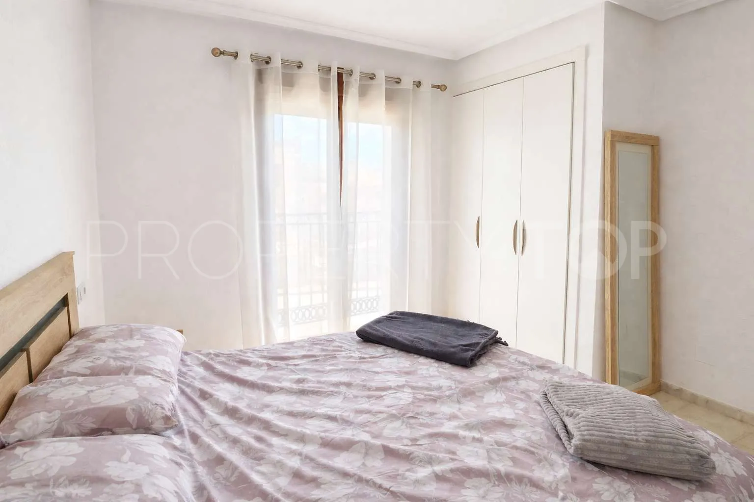 La Finca Golf apartment for sale