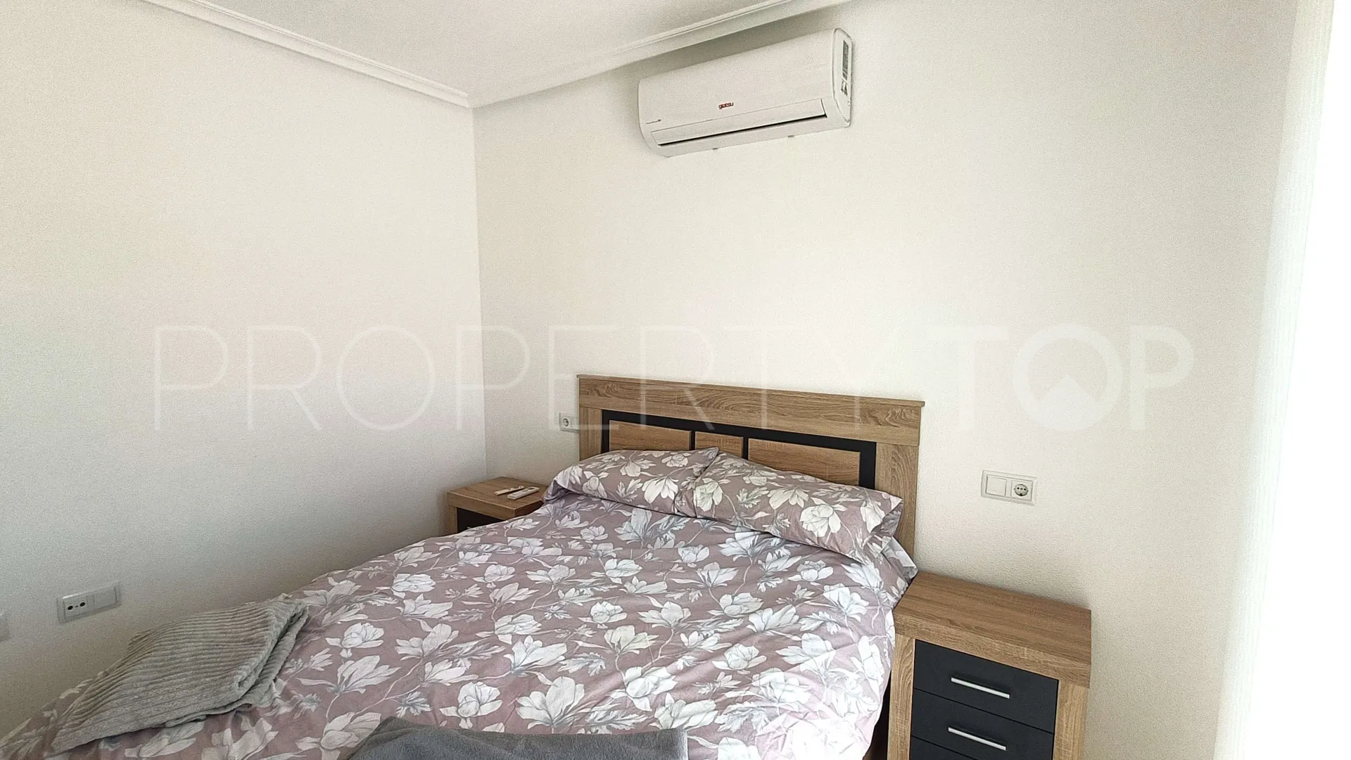 La Finca Golf apartment for sale