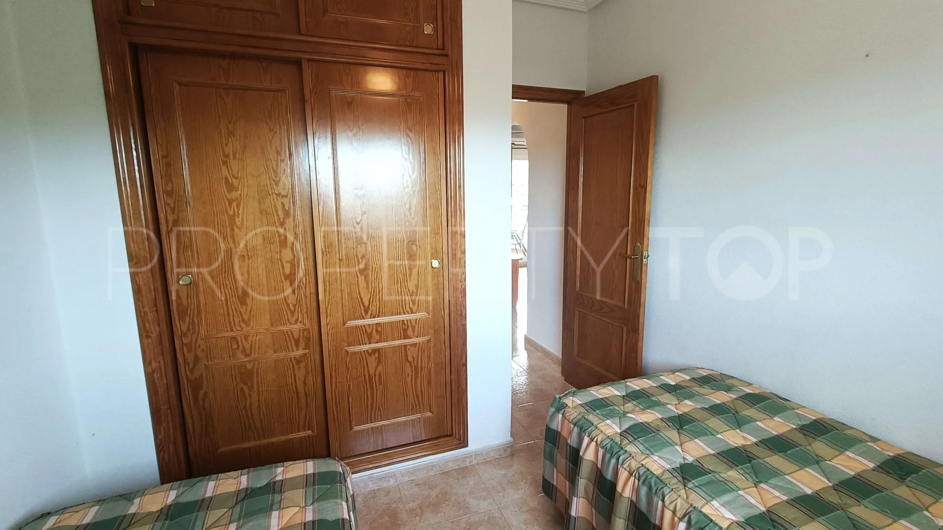 Comprar apartamento de 2 dormitorios en Rioja