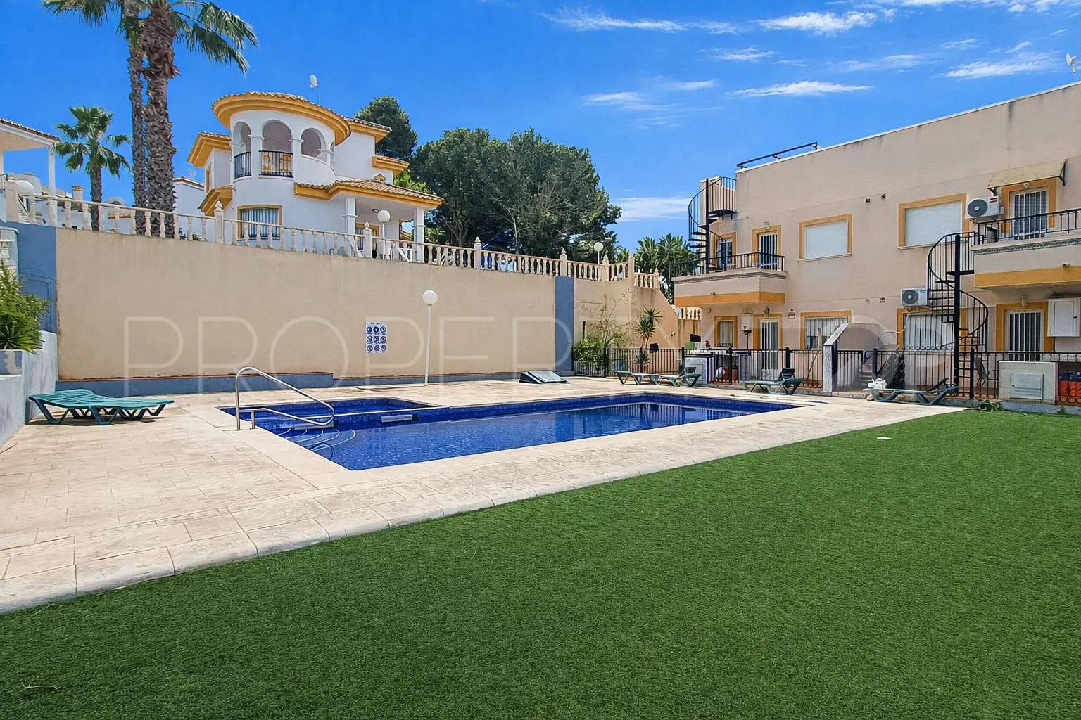 Comprar apartamento de 2 dormitorios en Rioja