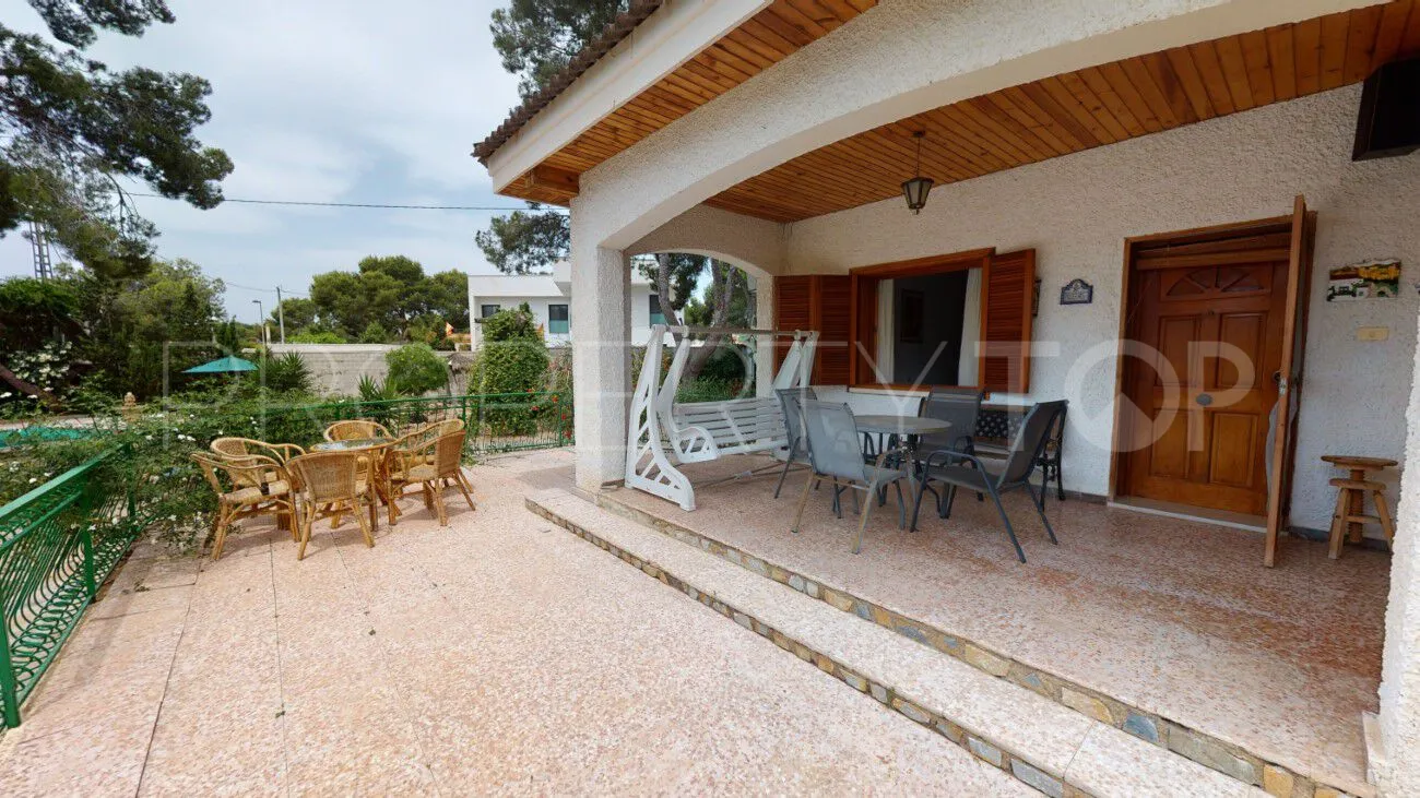 For sale villa in Pilar de la Horadada