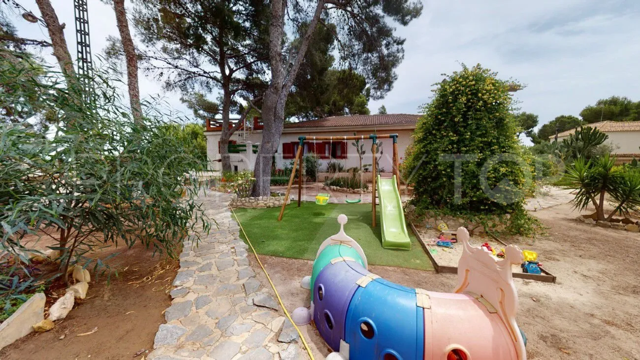 For sale villa in Pilar de la Horadada