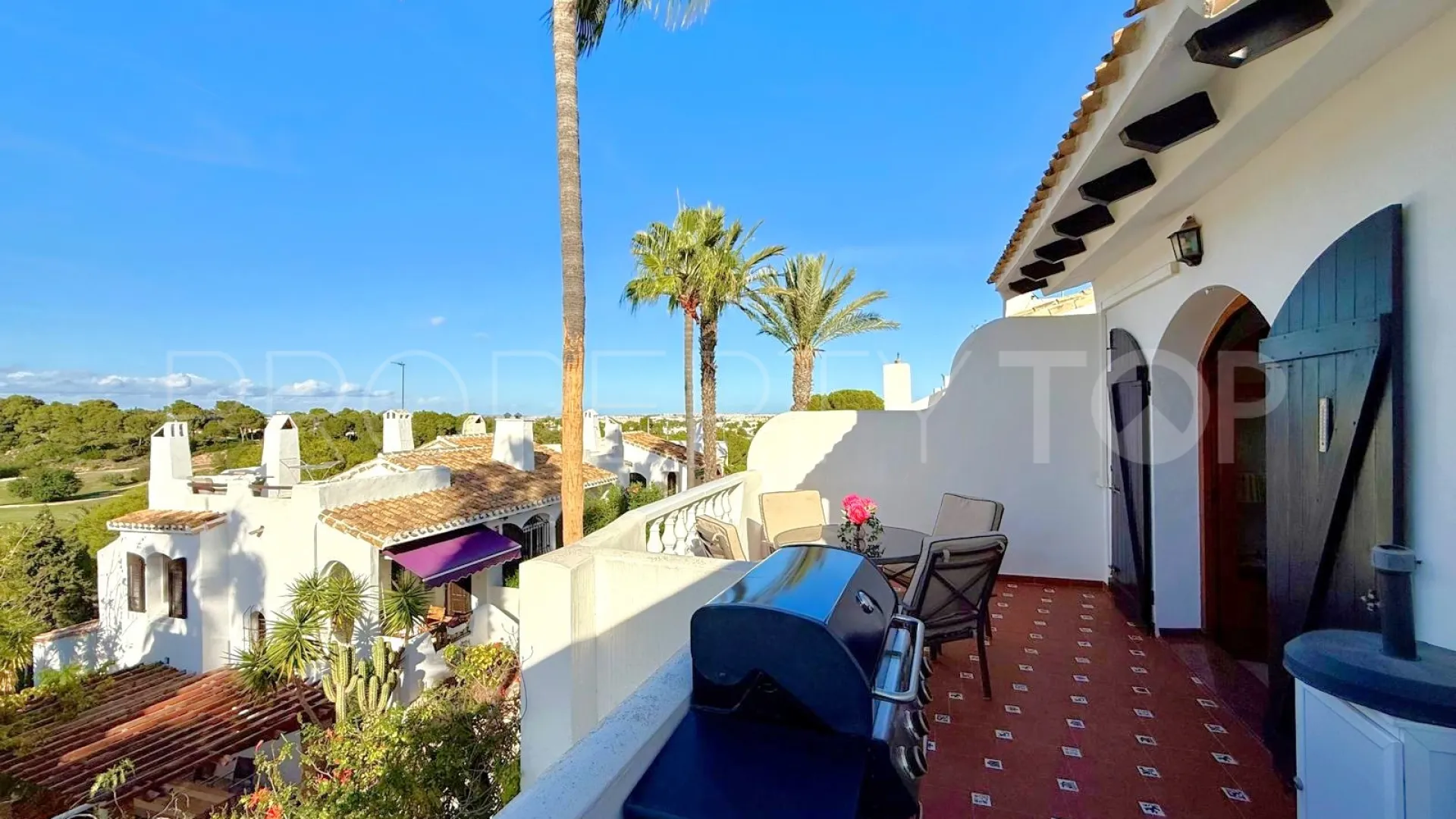 Rioja, villa en venta de 3 dormitorios