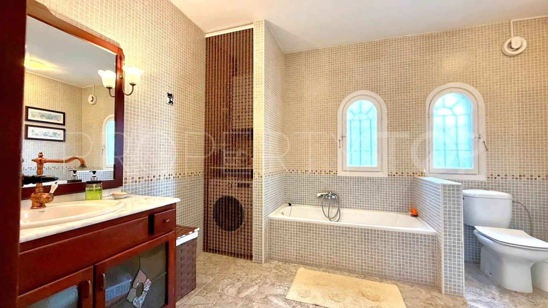 Rioja, villa en venta de 3 dormitorios