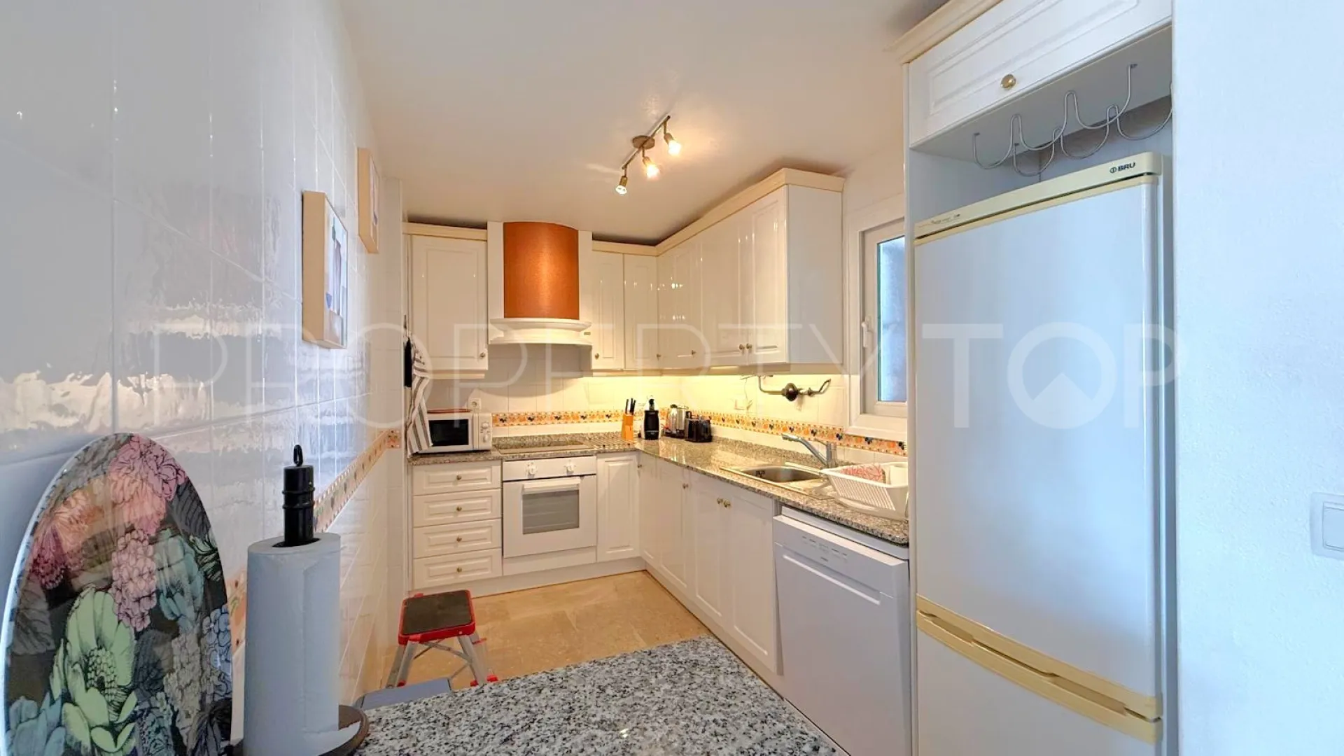 For sale 2 bedrooms apartment in Villamartin