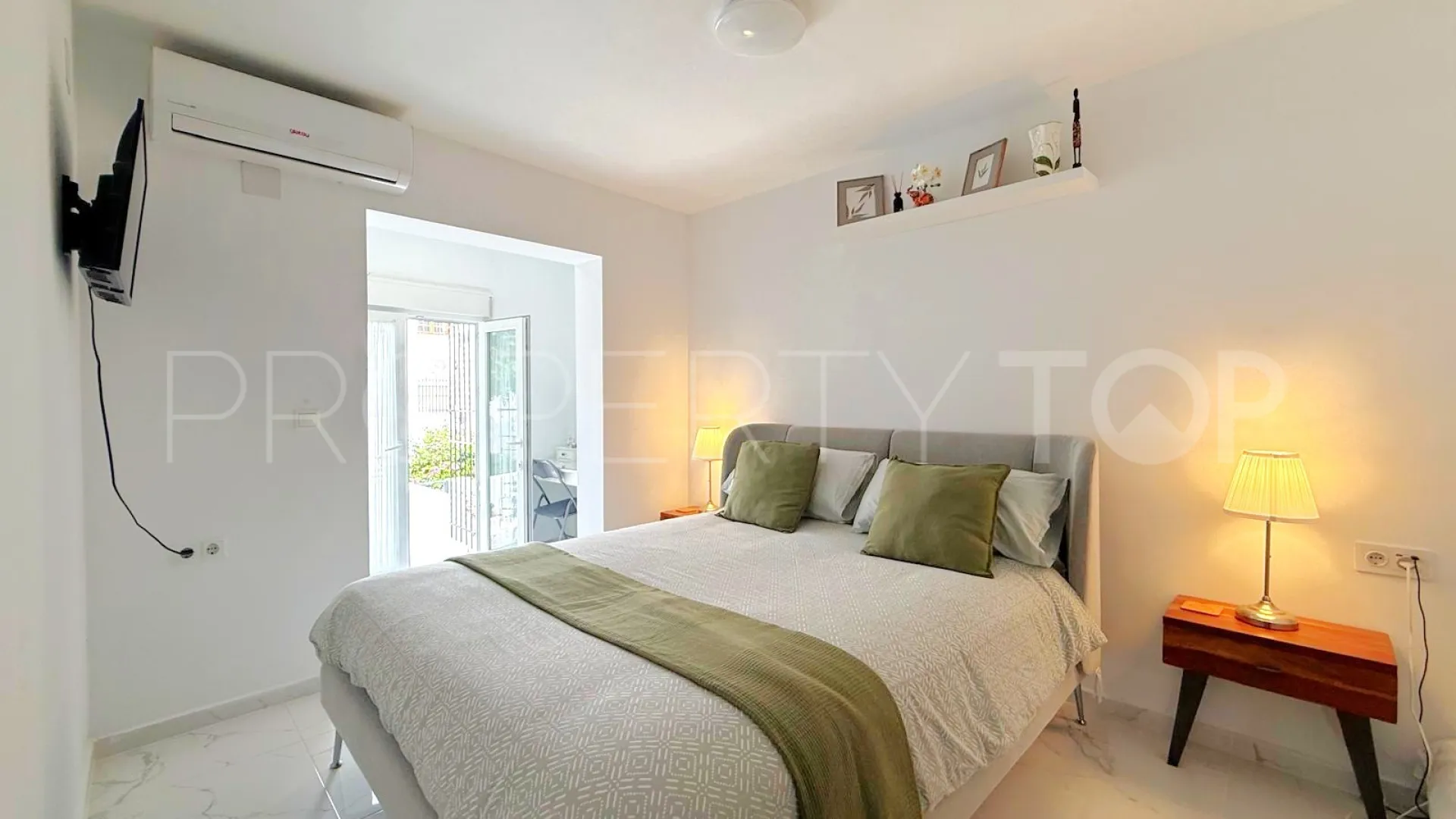 For sale town house in Rioja
