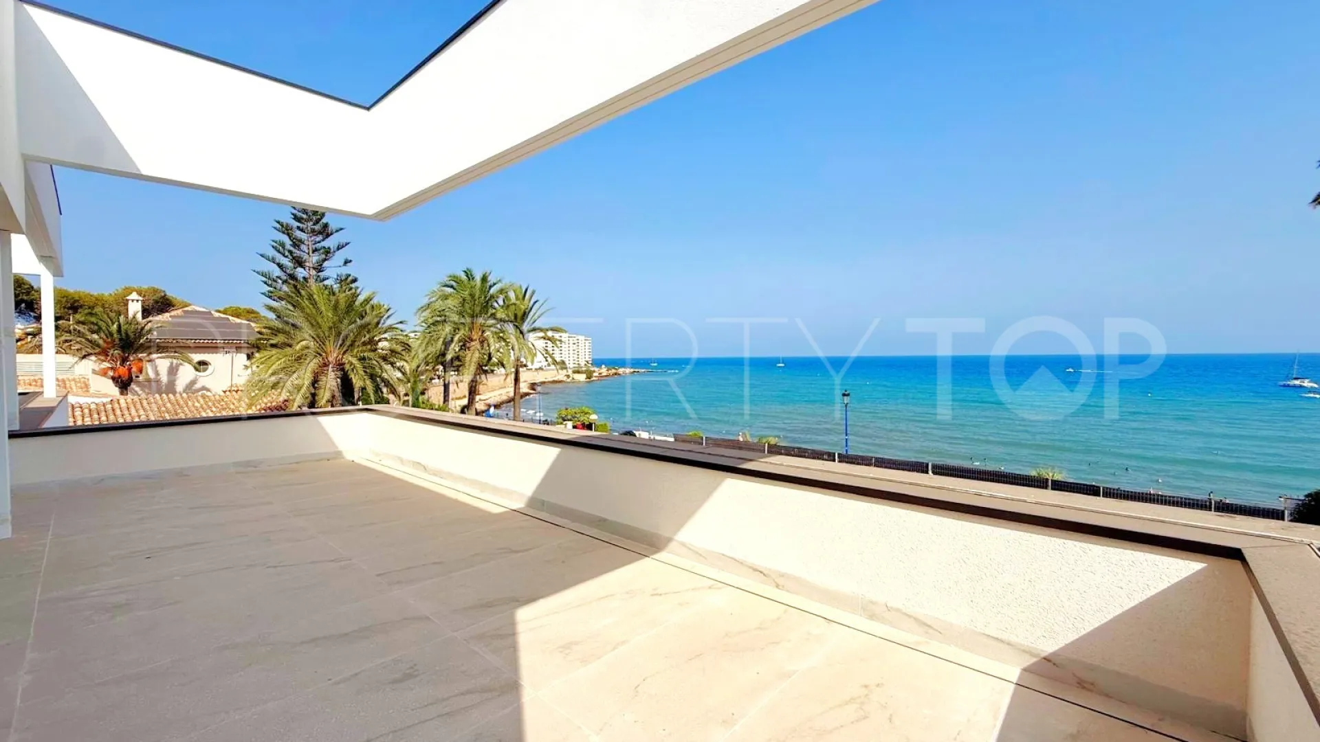 Comprar villa en Punta Prima