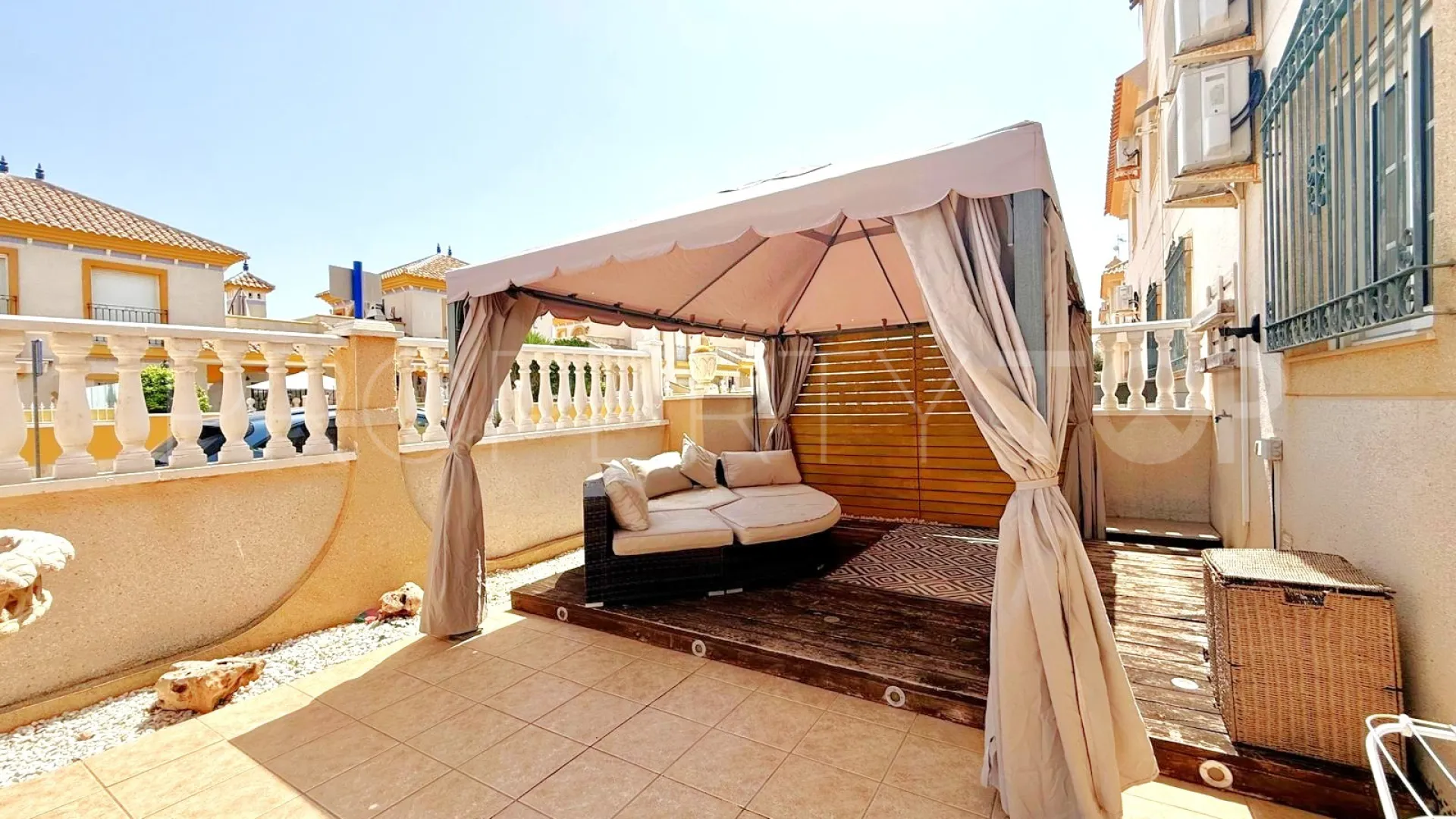 Apartment for sale in Villamartin with 2 bedrooms