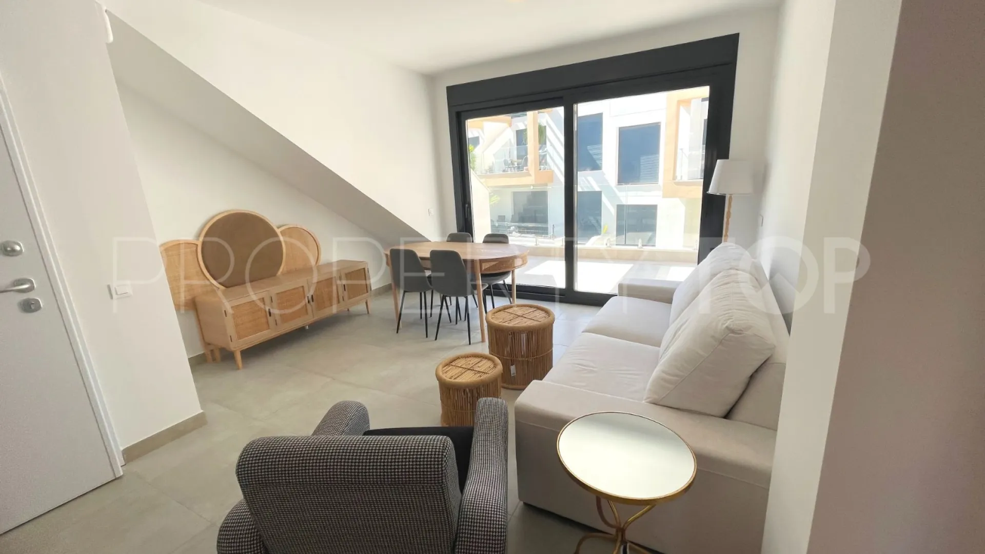 Apartamento en venta en Rioja con 2 dormitorios
