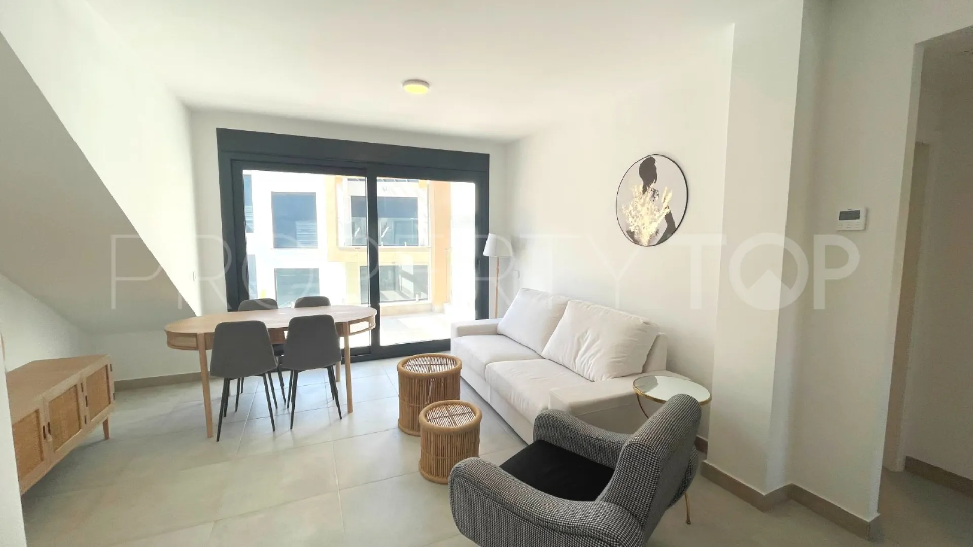 Apartamento en venta en Rioja con 2 dormitorios