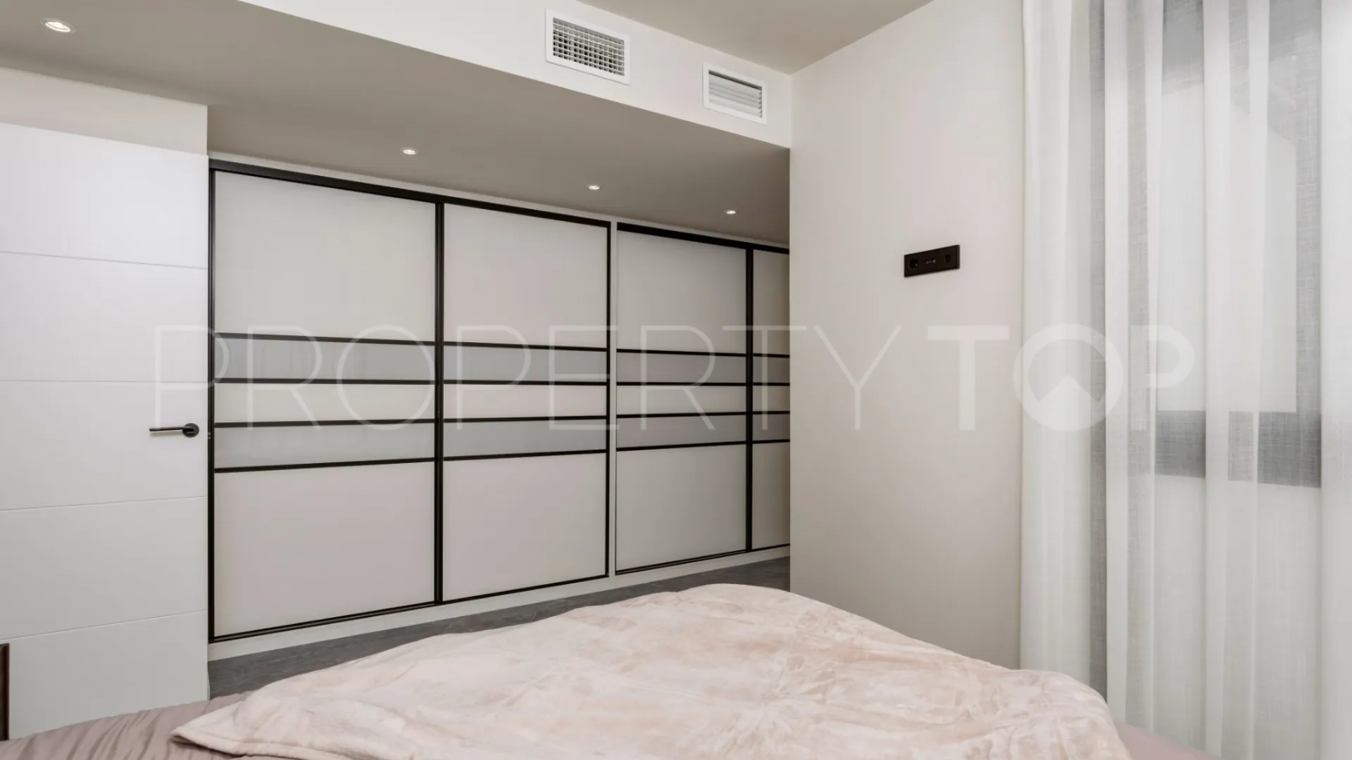 Villa con 4 dormitorios a la venta en Torre de la Horadada