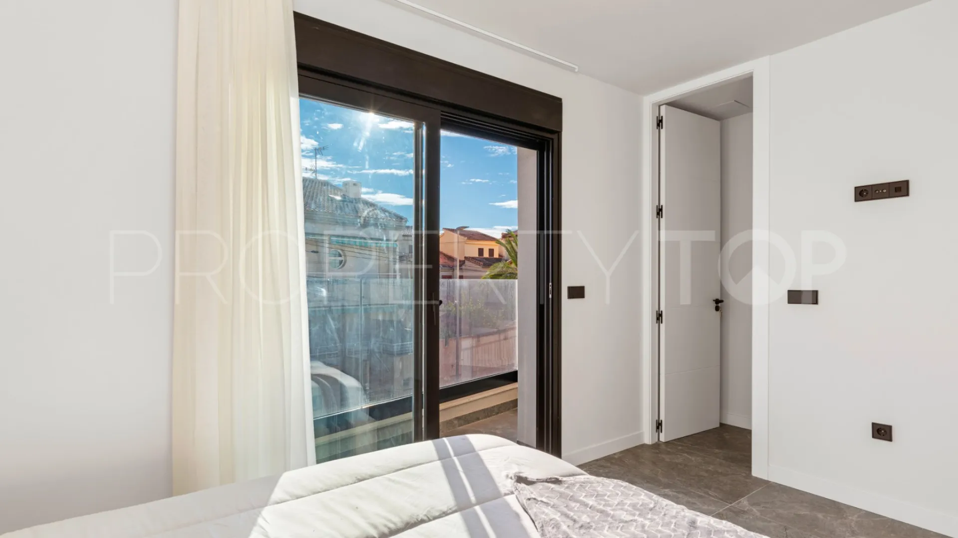 Villa con 4 dormitorios a la venta en Torre de la Horadada