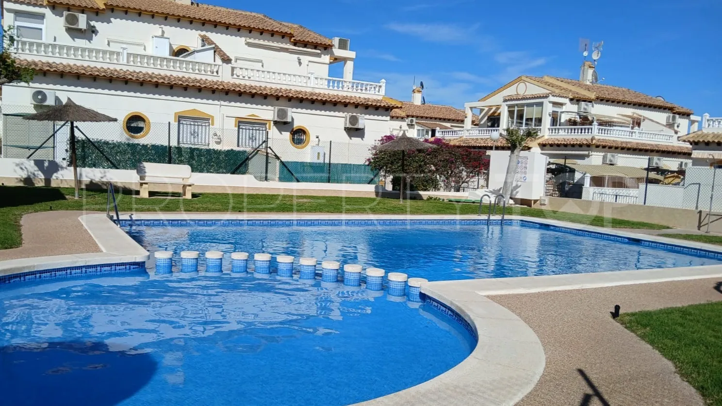 3 bedrooms town house for sale in Alicante